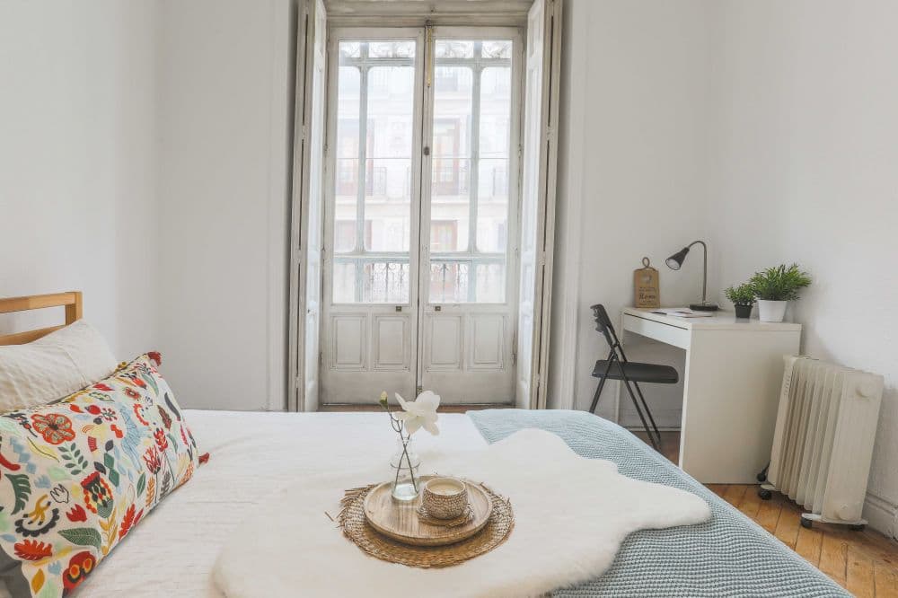 Private room in Madrid photo 4