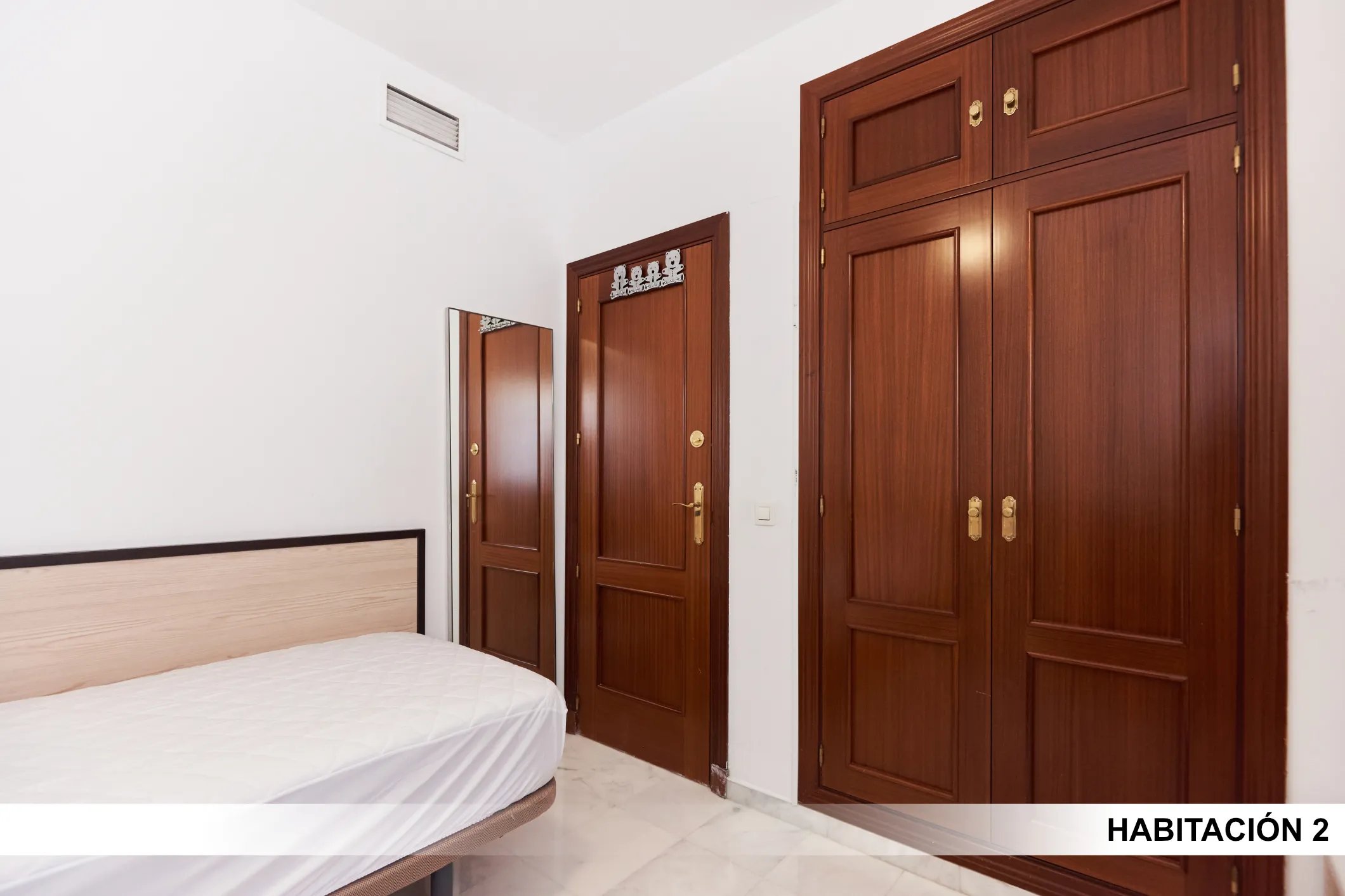 Habitación privada en Seville photo 4